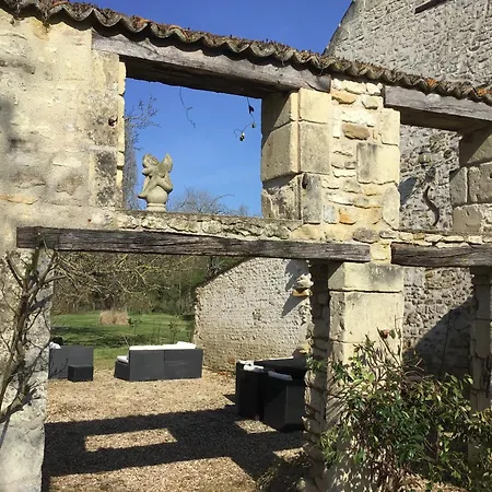 度假居 Le Du Bois De Sanzay Saint-Martin-de-Sanzay