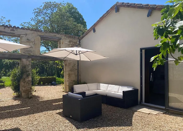 Le Du Bois De Sanzay *