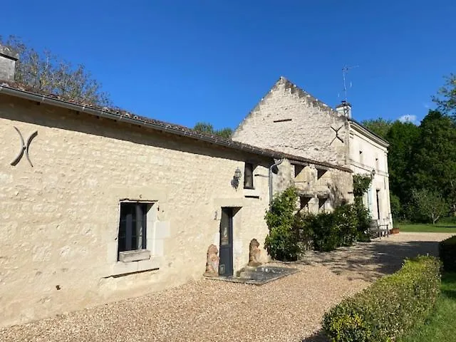 Le Du Bois De Sanzay Сasa de vacaciones *